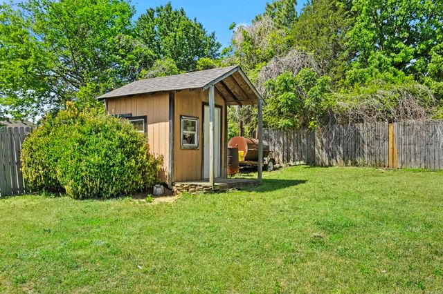 1407 Sydney, Searcy, AR 72143