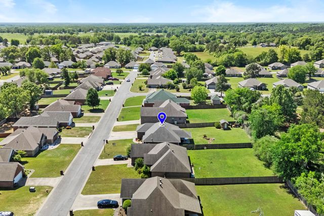 1407 Sydney, Searcy, AR 72143