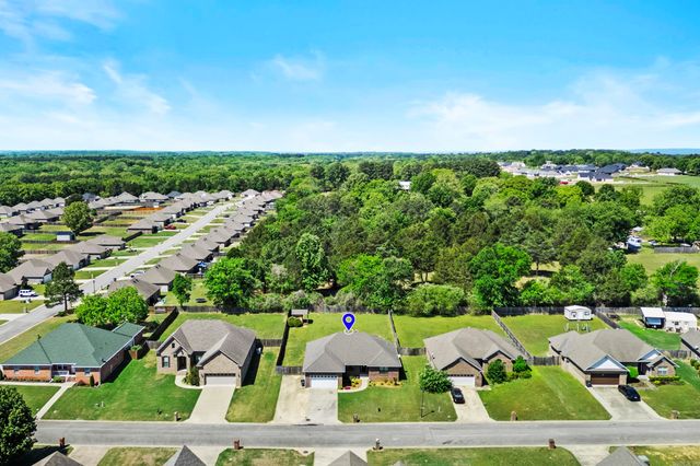 1407 Sydney, Searcy, AR 72143