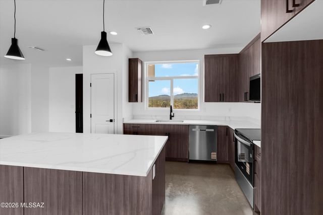 1743 Via Artico, Rio Rico, AZ 85648