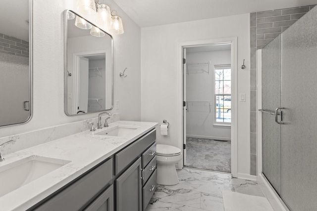 W207N17393 Parkview DRIVE, Jackson, WI 53037