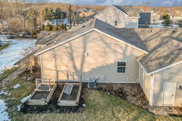 W207N17393 Parkview DRIVE, Jackson, WI 53037