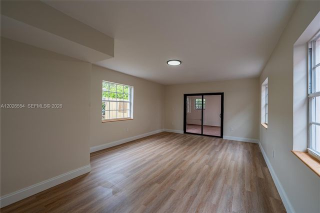 370 Flagami Boulevard 370, Miami, FL 33144