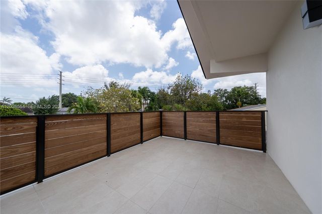 370 Flagami Boulevard 370, Miami, FL 33144