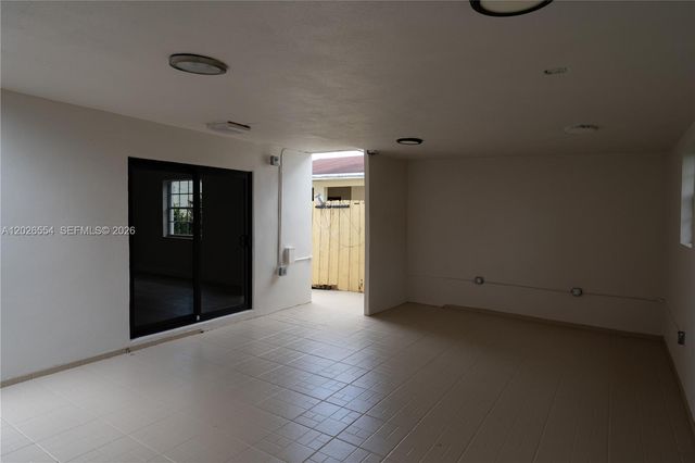 370 Flagami Boulevard 370, Miami, FL 33144