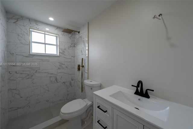 370 Flagami Boulevard 370, Miami, FL 33144