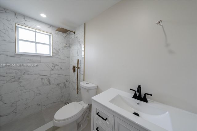 370 Flagami Boulevard 370, Miami, FL 33144