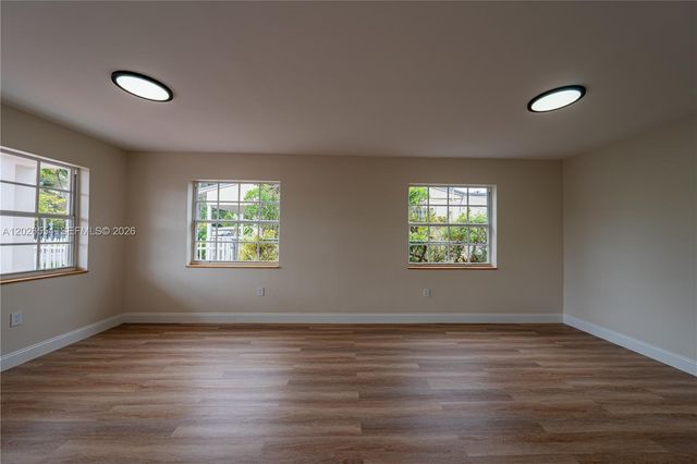 370 Flagami Boulevard 370, Miami, FL 33144