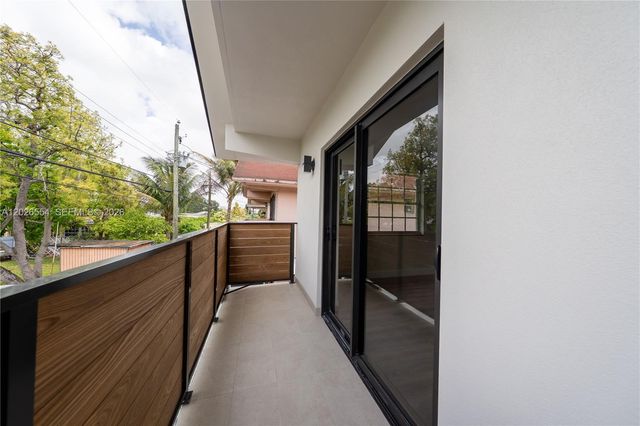 370 Flagami Boulevard 370, Miami, FL 33144