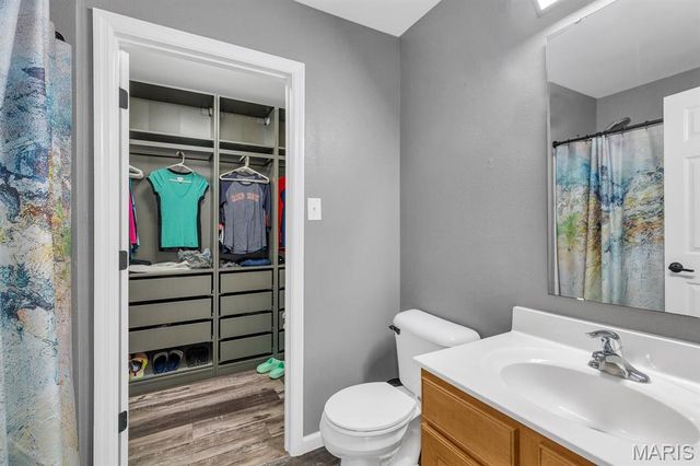 25 Bedford Way, Wentzville, MO 63385