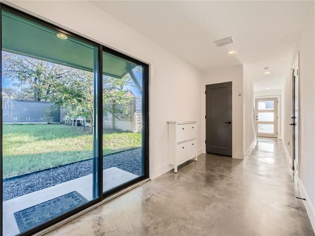 3700 Clawson RD 406, Austin, TX 78704