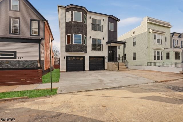 203 Maple Ave, Irvington Twp., NJ 07111