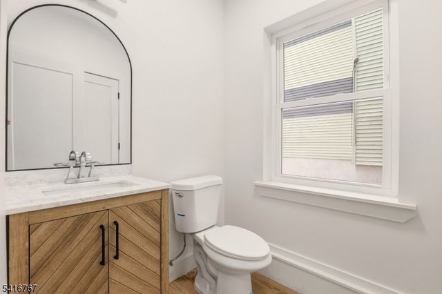 203 Maple Ave, Irvington Twp., NJ 07111