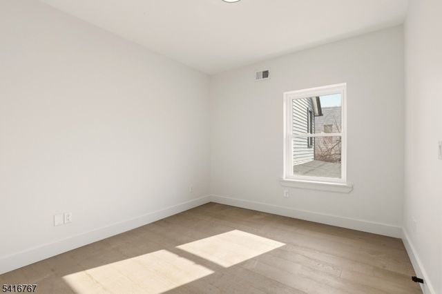 203 Maple Ave, Irvington Twp., NJ 07111