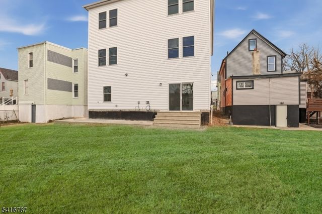 203 Maple Ave, Irvington Twp., NJ 07111