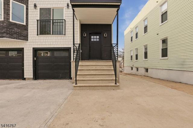 203 Maple Ave, Irvington Twp., NJ 07111