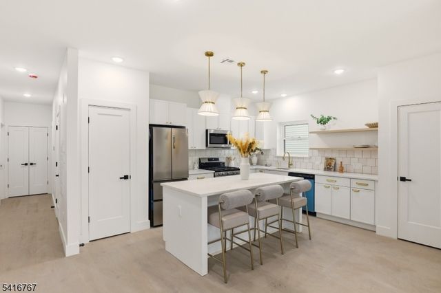 203 Maple Ave, Irvington Twp., NJ 07111