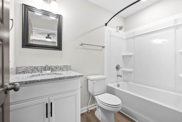 301 Longshadow Trl Unit F, Clarksville, TN 37043