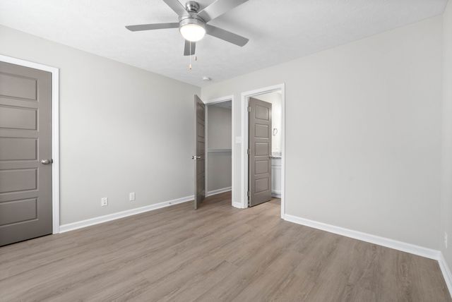 301 Longshadow Trl Unit F, Clarksville, TN 37043