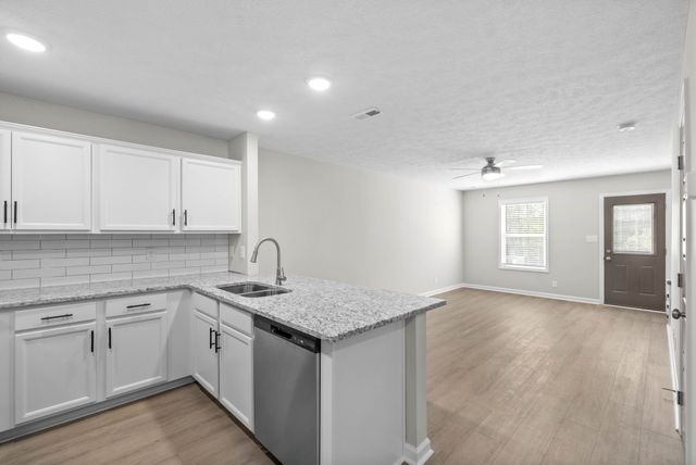 301 Longshadow Trl Unit F, Clarksville, TN 37043