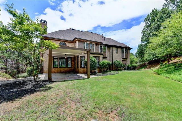 8585 Royal Troon Drive, Duluth, GA 30097