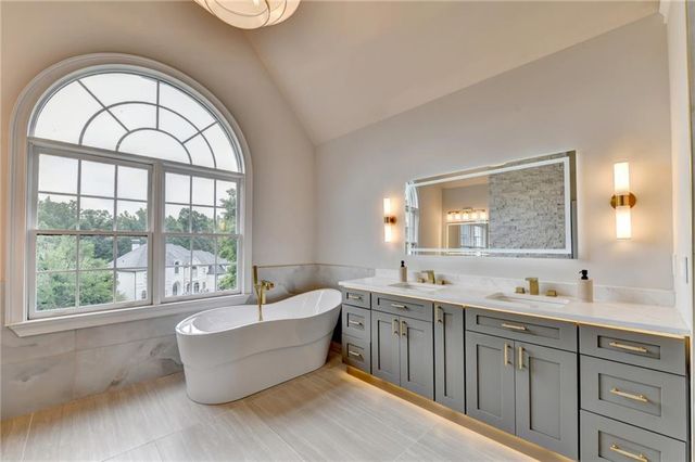 8585 Royal Troon Drive, Duluth, GA 30097