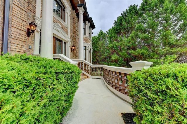8585 Royal Troon Drive, Duluth, GA 30097