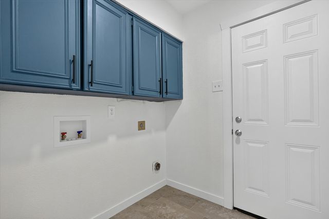 439 Candlelight Avenue, Duncanville, TX 75137