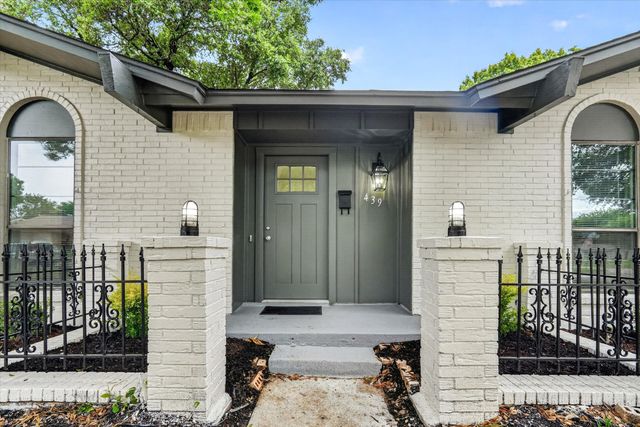 439 Candlelight Avenue, Duncanville, TX 75137