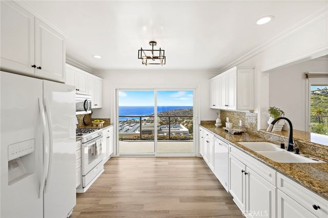 1651 Thurston Dr, Laguna Beach, CA 92651