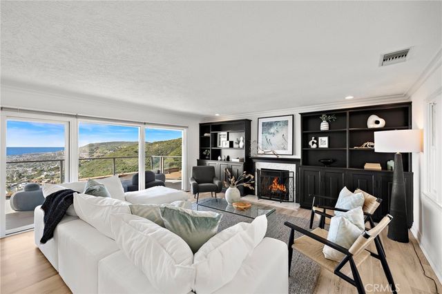 1651 Thurston Dr, Laguna Beach, CA 92651