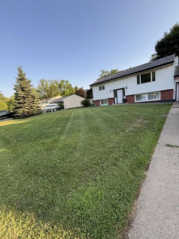 818 S 10th Street, Lake City, MN 55041