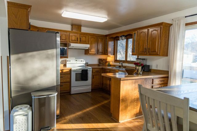 818 S 10th Street, Lake City, MN 55041