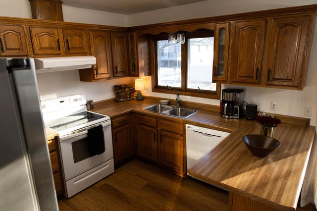 818 S 10th Street, Lake City, MN 55041