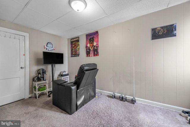 538 CLIFTON AVE, Darby, PA 19023