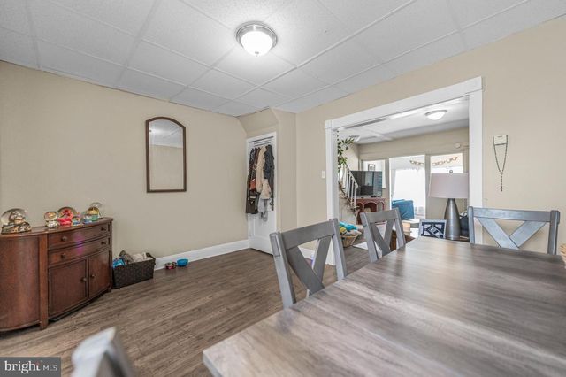 538 CLIFTON AVE, Darby, PA 19023