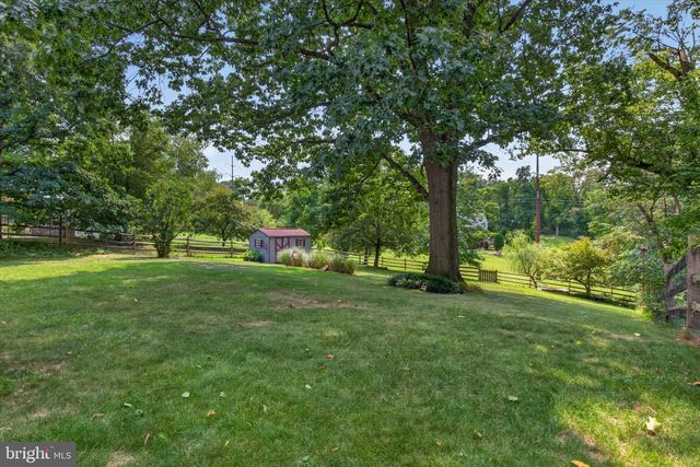 4741 BROADWAY ST, Harrisburg, PA 17111