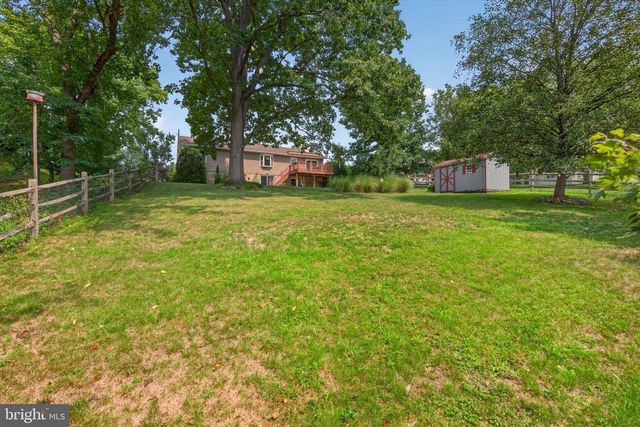 4741 BROADWAY ST, Harrisburg, PA 17111