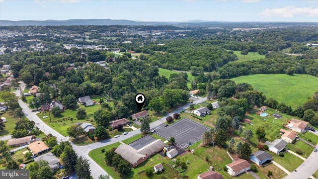4741 BROADWAY ST, Harrisburg, PA 17111