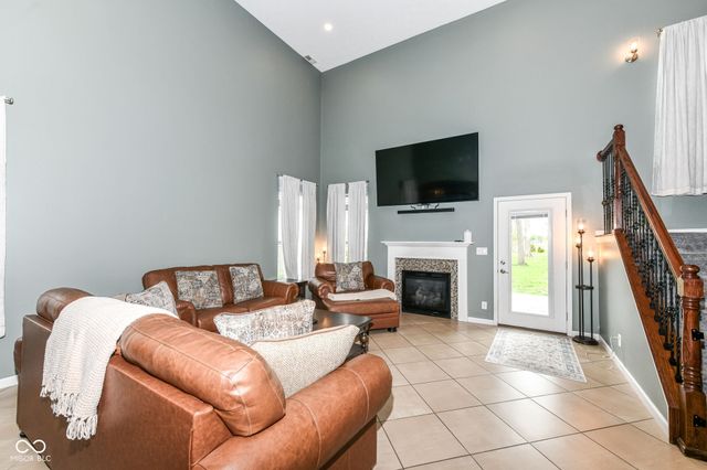 798 Millerwood Drive, Lebanon, IN 46052