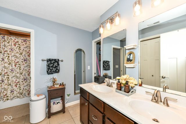 798 Millerwood Drive, Lebanon, IN 46052
