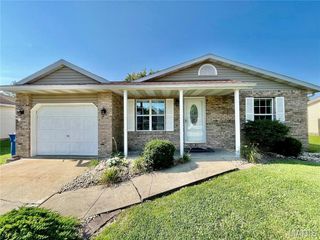 40 Northview Drive, Highland, IL 62249