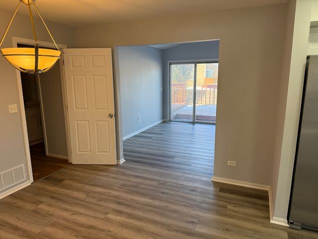 2231 Wentworth Court, Naperville, IL 60565