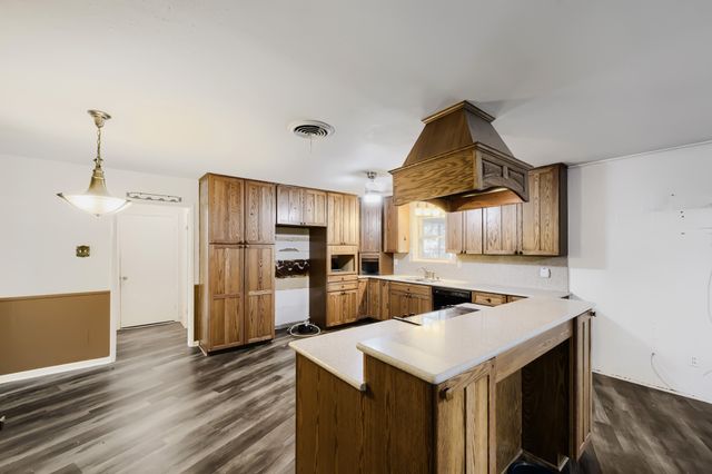 3912 Plantation Drive, Benbrook, TX 76116