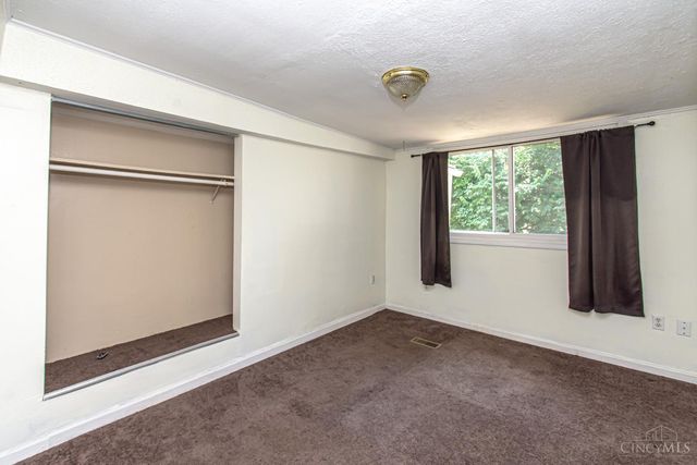 1058 Hale Avenue, Kettering, OH 45419