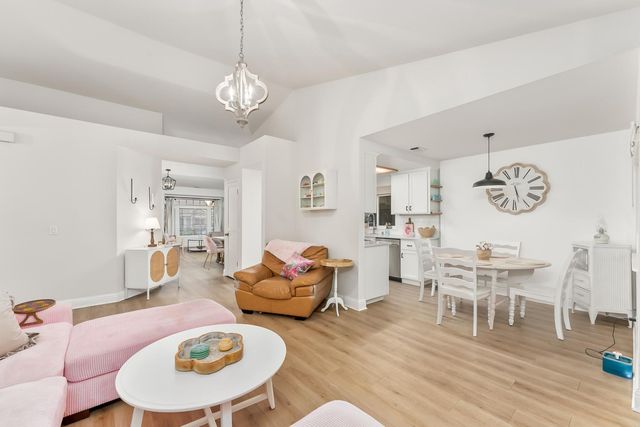 5710 River Run Cir, Rocklin, CA 95765