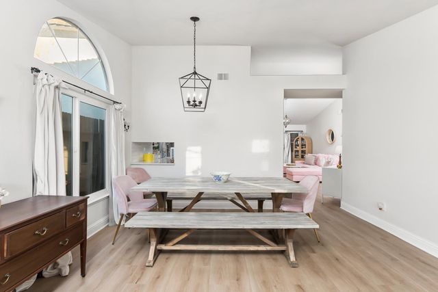 5710 River Run Cir, Rocklin, CA 95765