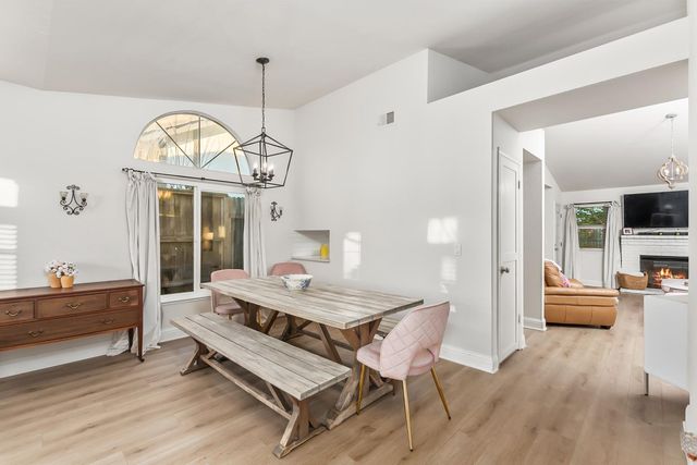 5710 River Run Cir, Rocklin, CA 95765