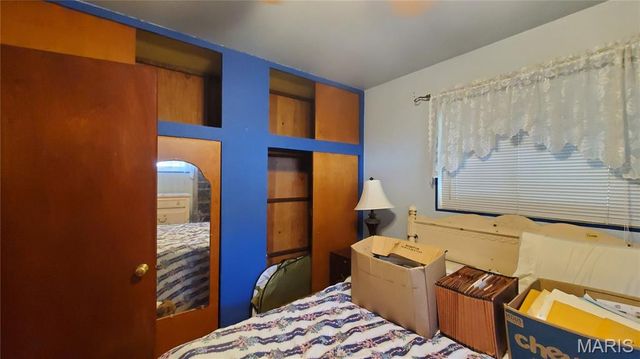 1175 Penhurst Drive, Florissant, MO 63033