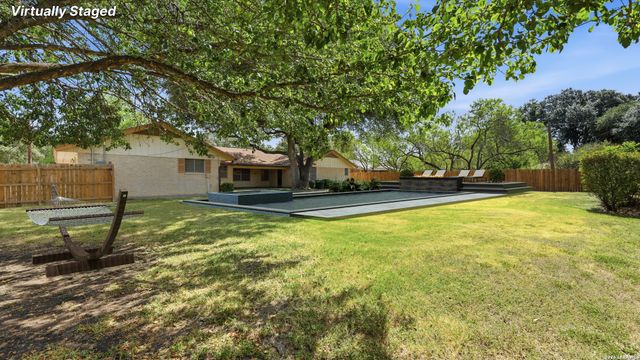 402 TIDECREST DR, Windcrest, TX 78239
